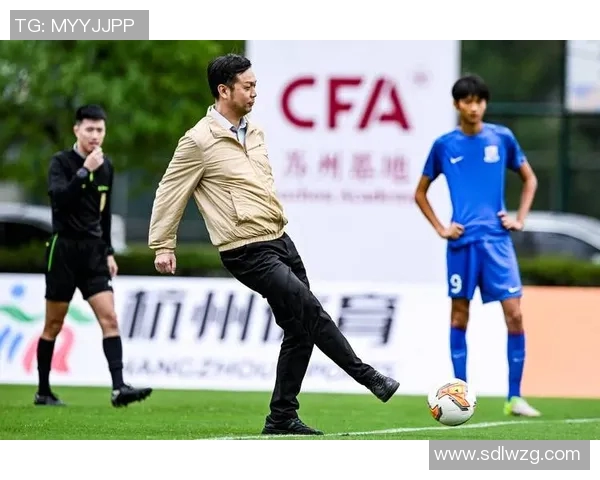 昆明足球明星球员盘点及其在中国足球历史中的影响力分析 昆明足球明星球员盘点及其在中国足球历史中的影响力分析